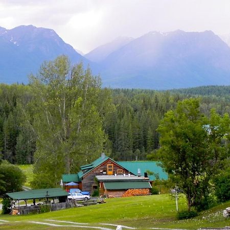 Blaeberry Mountain Lodge Golden Kültér fotó